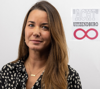 Portretfoto van Sharon Flohr
